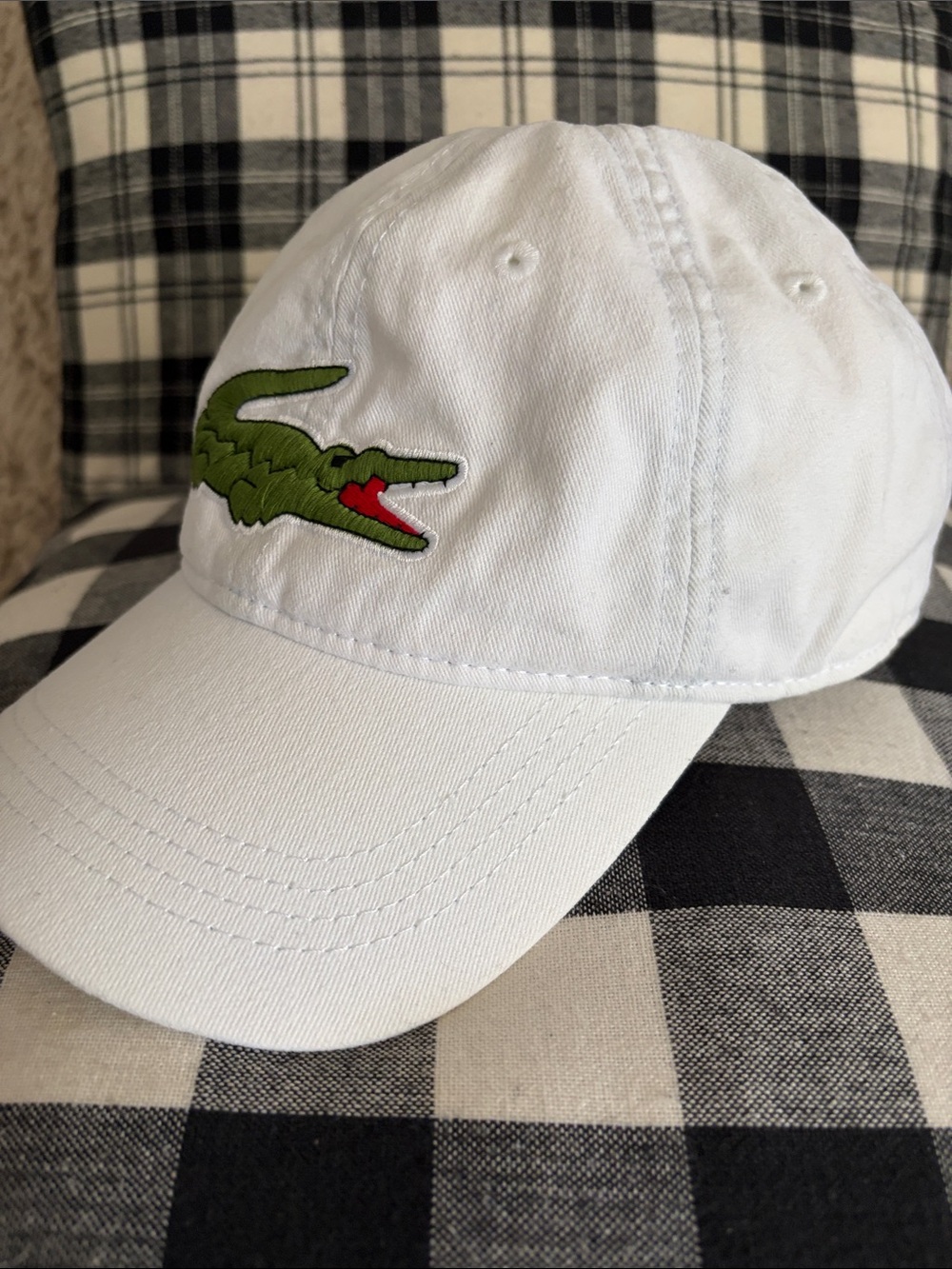Lacoste White Cap with Green Crocodile and Red Detail - Picture 2 of 5